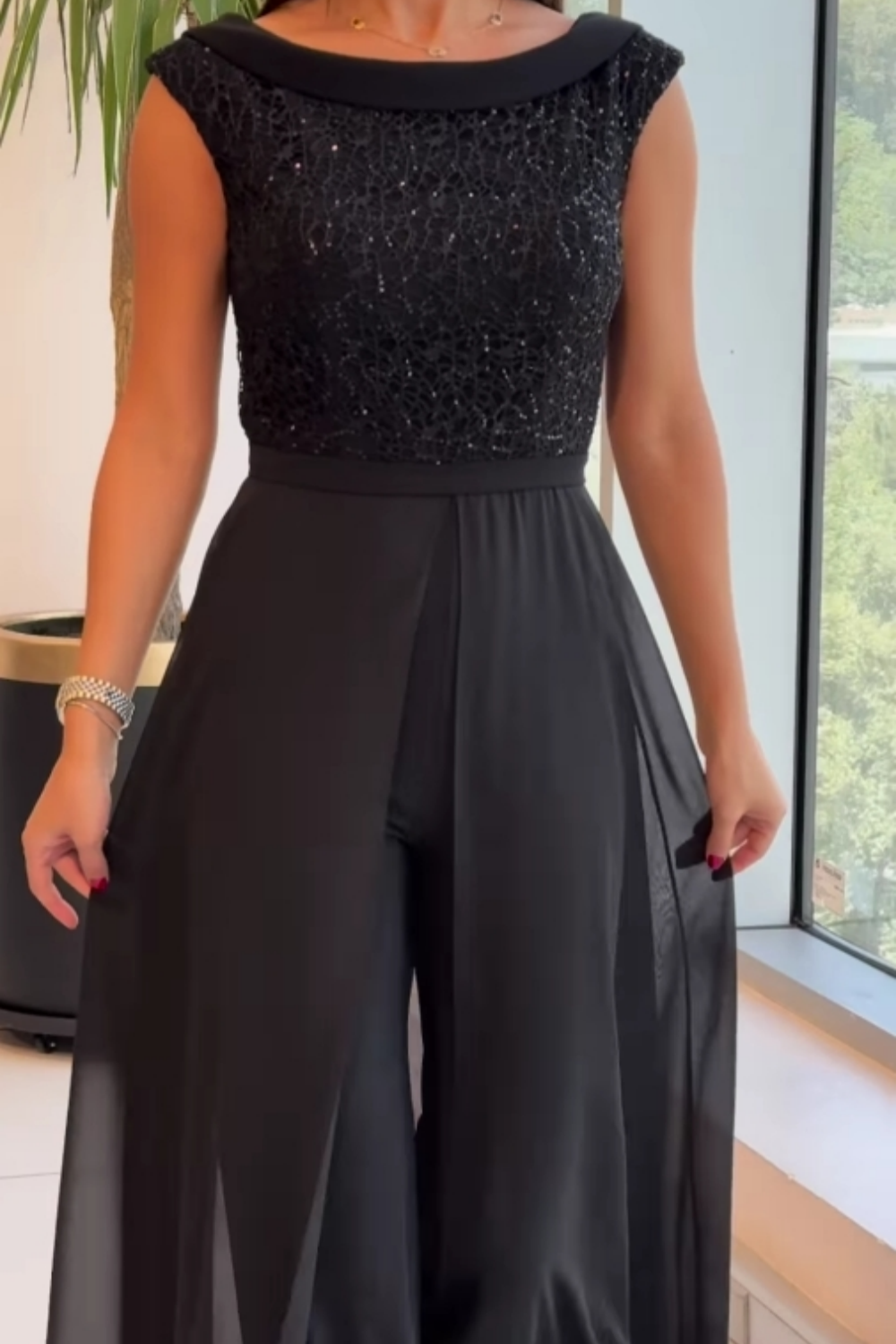 Louna™ | Stylowy kombinezon bez rękawów