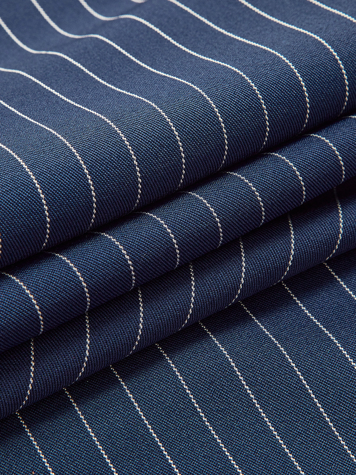 Pantaloni largi plisați cu dungi