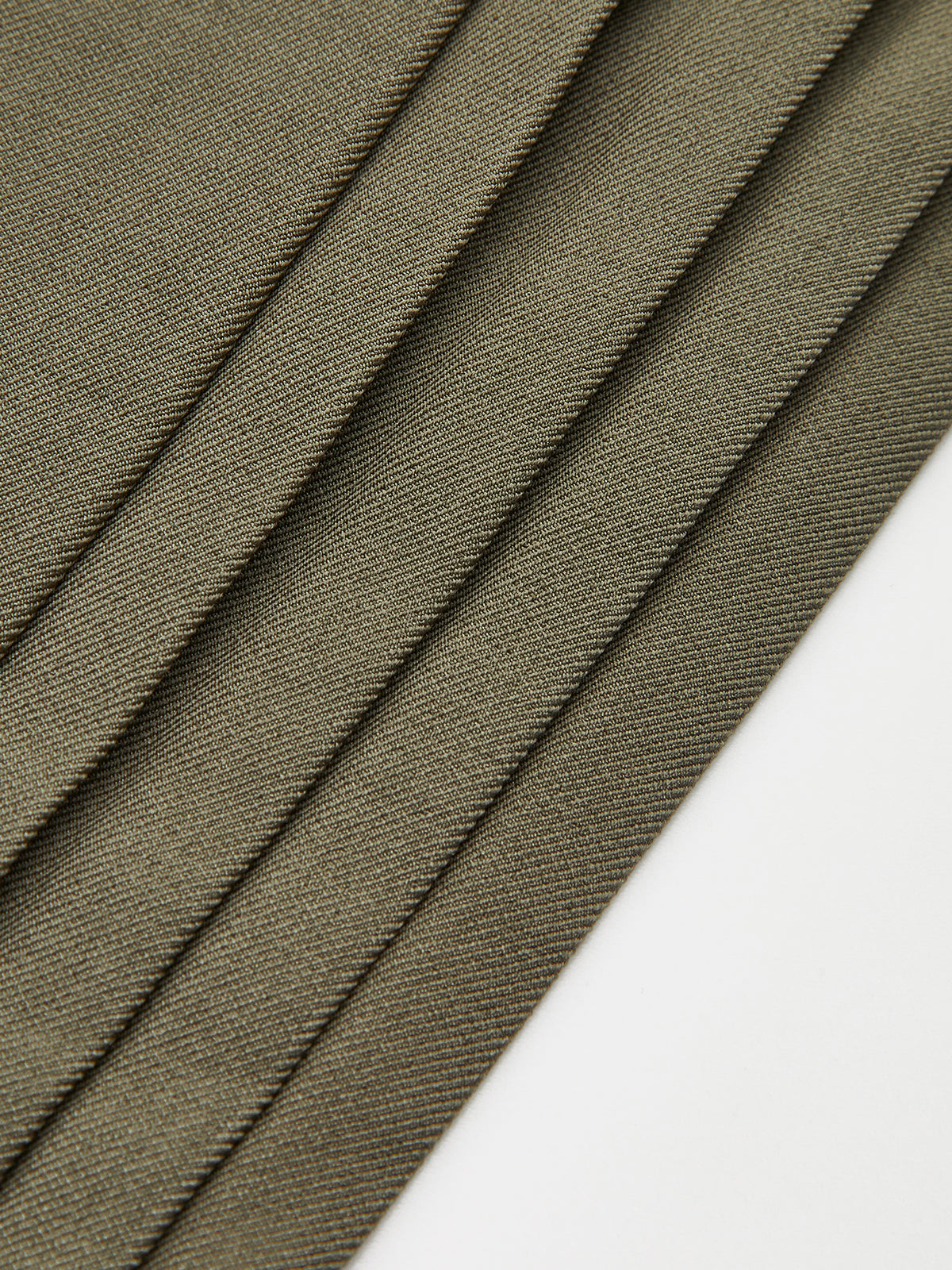 Pantaloni Largi Plisați