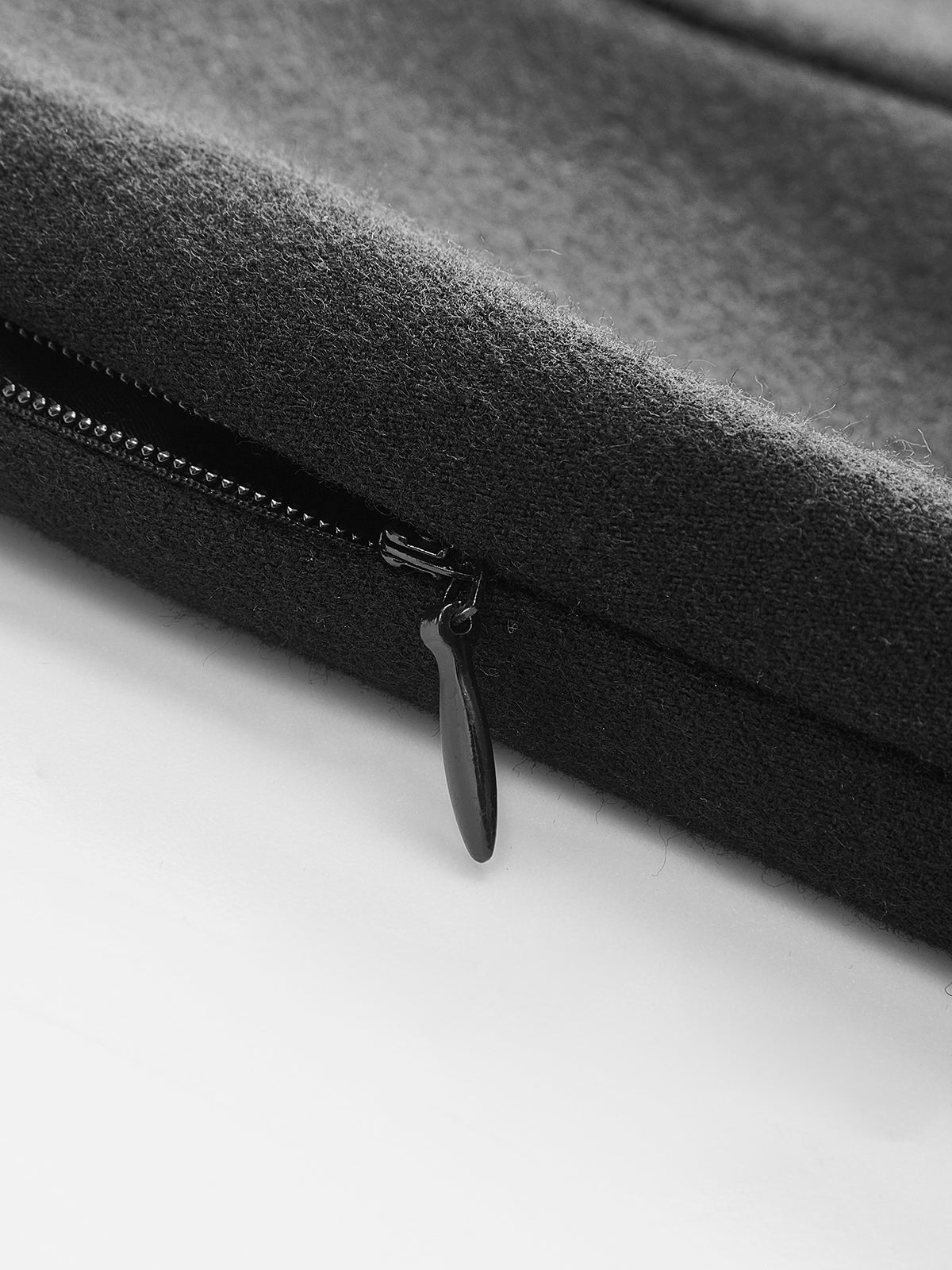 Shorturi cu fermoar și talie înaltă