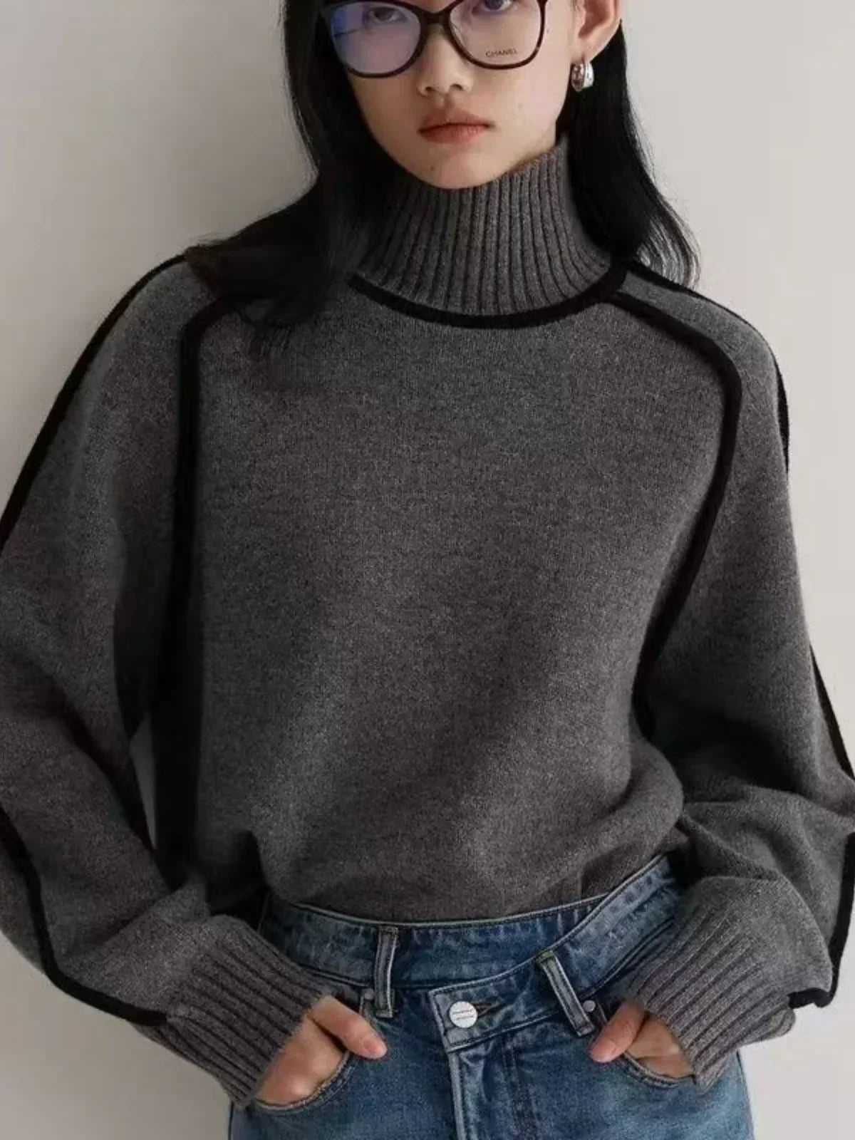 Kornelia | Elegancki sweter z golfem