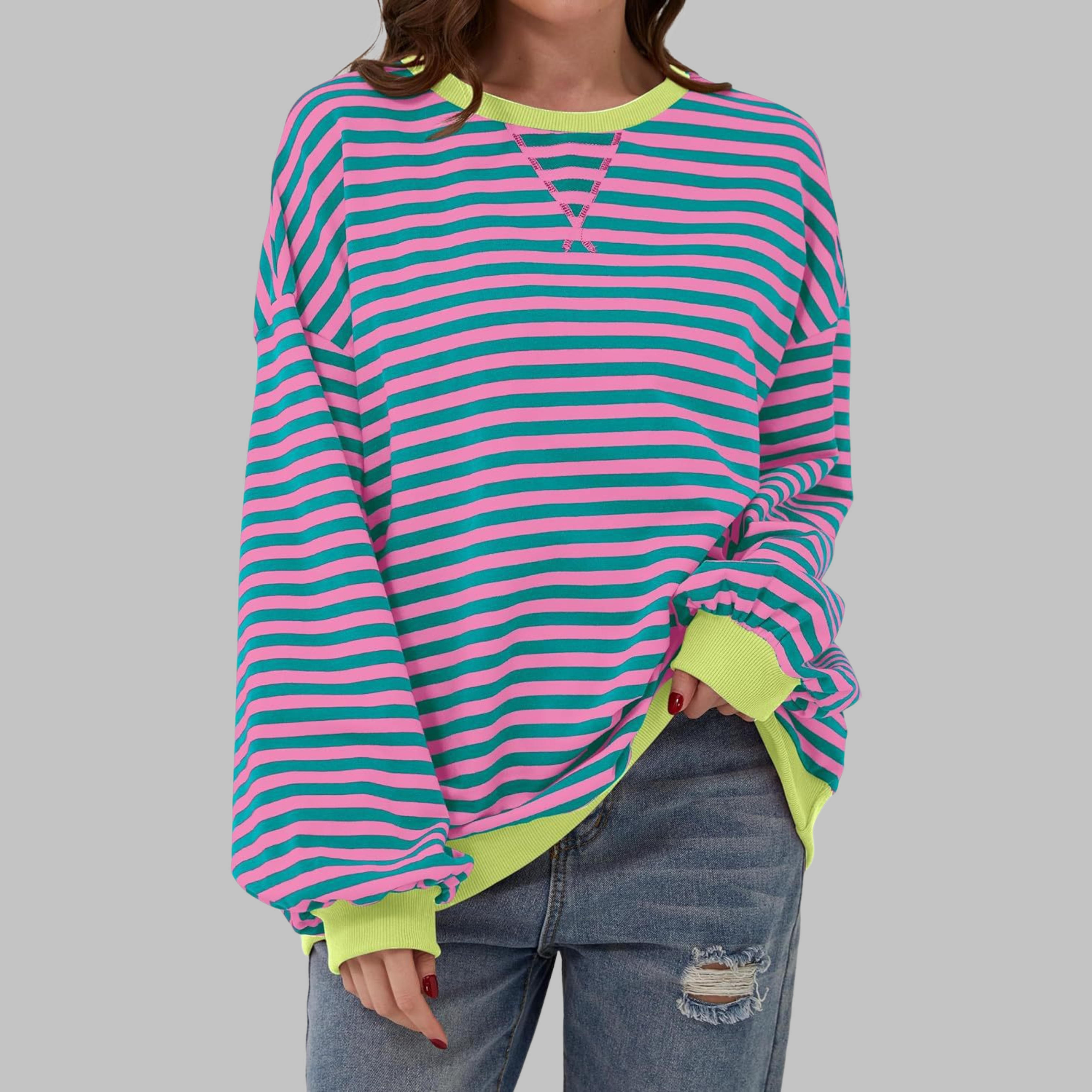 Sweter Wiesława w paski z luźnym krojem