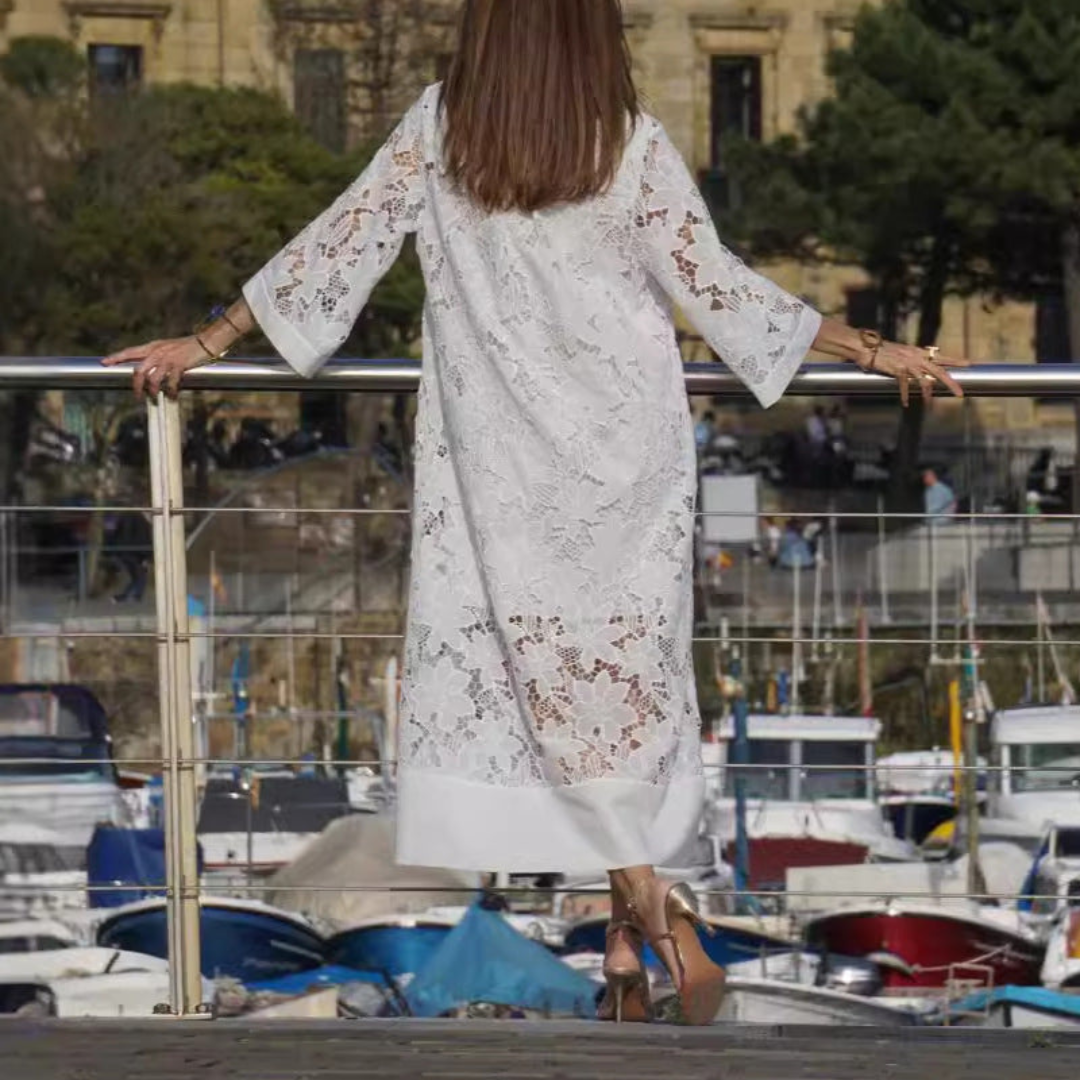 Grace – Sukienka koronkowa | Damska | Zaznaczona talia i miękki fason | Ponadczasowy styl i komfort | IVY&CO